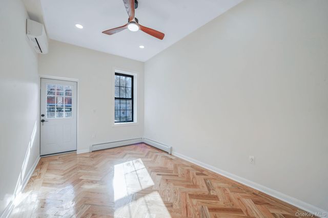 534 Kosciuszko Street, Brooklyn, NY 11221