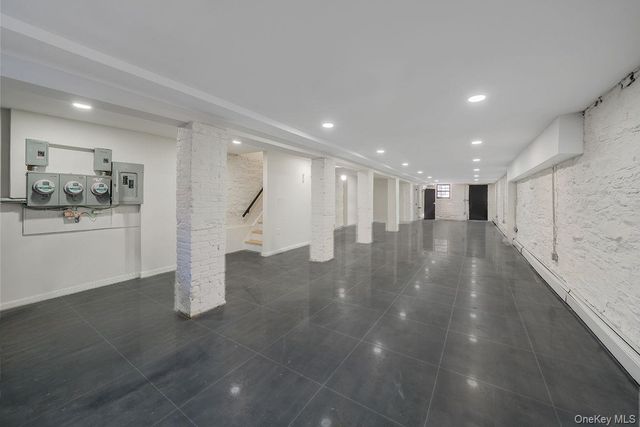 534 Kosciuszko Street, Brooklyn, NY 11221