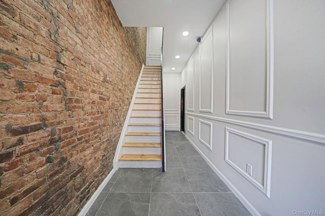 534 Kosciuszko Street, Brooklyn, NY 11221