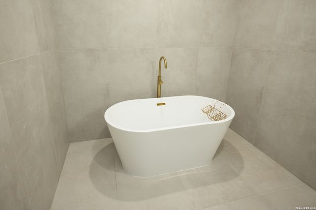 2215 Lake Louise, San Antonio, TX 78228