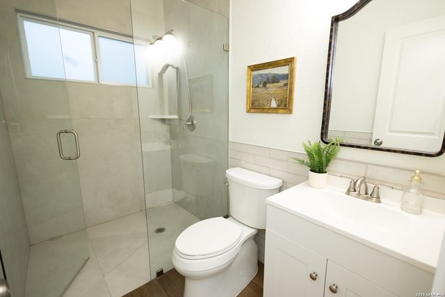 2215 Lake Louise, San Antonio, TX 78228