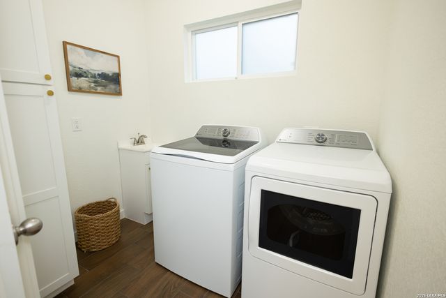 2215 Lake Louise, San Antonio, TX 78228