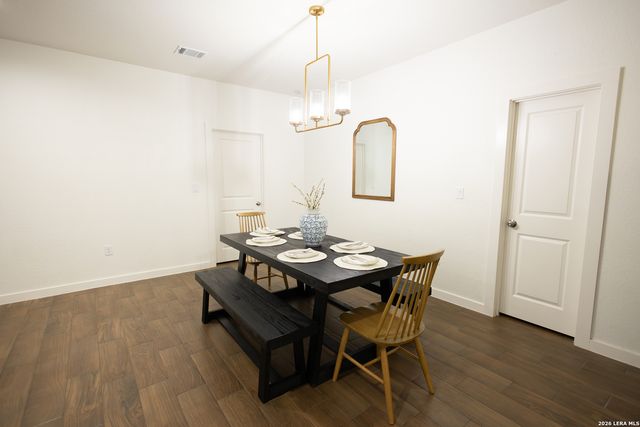 2215 Lake Louise, San Antonio, TX 78228