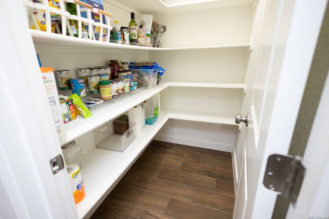 2215 Lake Louise, San Antonio, TX 78228