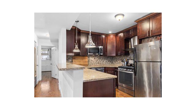 278 SUMPTER Street, New York City, NY 11233