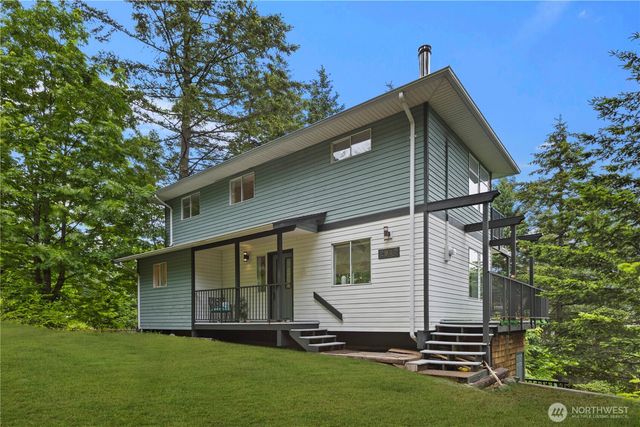 2944 Dogwood Terr, Lummi Island, WA 98262