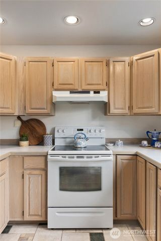 2944 Dogwood Terr, Lummi Island, WA 98262