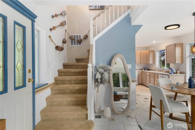 2944 Dogwood Terr, Lummi Island, WA 98262