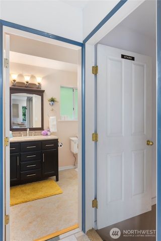 2944 Dogwood Terr, Lummi Island, WA 98262