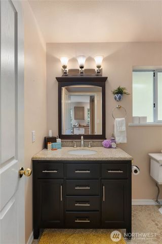 2944 Dogwood Terr, Lummi Island, WA 98262