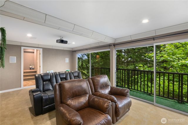 2944 Dogwood Terr, Lummi Island, WA 98262