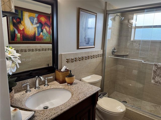 8330 Sands Point Blvd N208, Tamarac, FL 33321