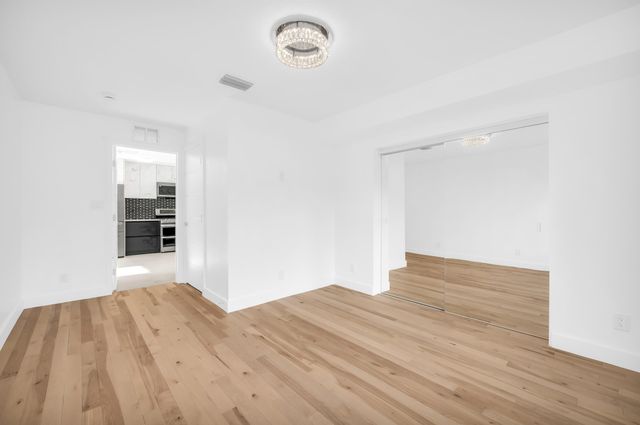 3470 NW 21st Avenue, Oakland Park, FL 33309