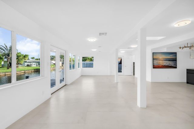 3470 NW 21st Avenue, Oakland Park, FL 33309