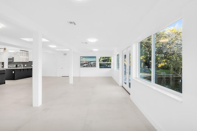 3470 NW 21st Avenue, Oakland Park, FL 33309