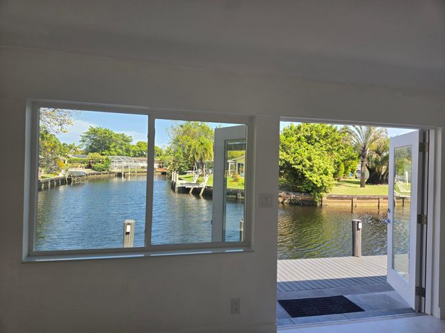 3470 NW 21st Avenue, Oakland Park, FL 33309