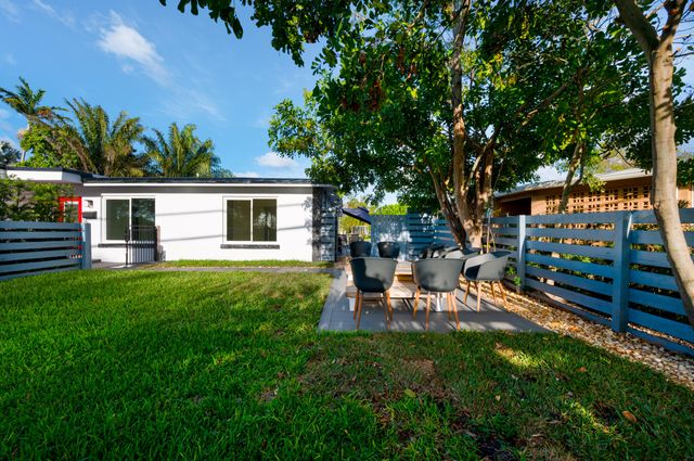 3470 NW 21st Avenue, Oakland Park, FL 33309