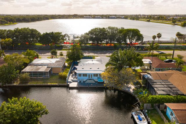 3470 NW 21st Avenue, Oakland Park, FL 33309