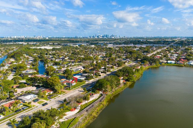 3470 NW 21st Avenue, Oakland Park, FL 33309