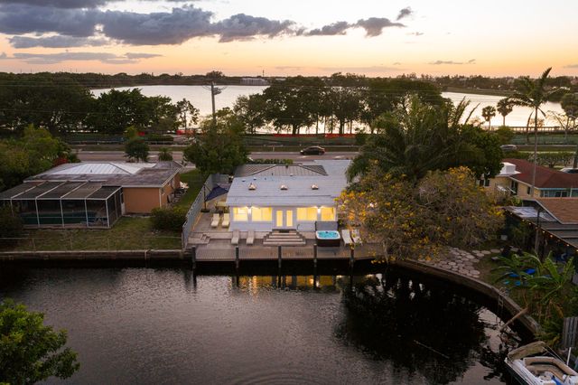 3470 NW 21st Avenue, Oakland Park, FL 33309