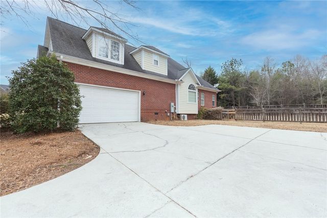 105 Sycamore Drive, Clemson, SC 29631