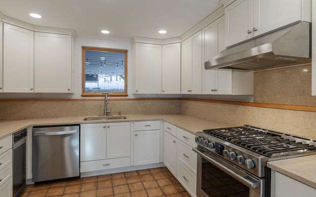 95 Blackjack Crossing, Walpole, NH 03608