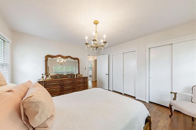 915 W 85th Street, Kansas City, MO 64114