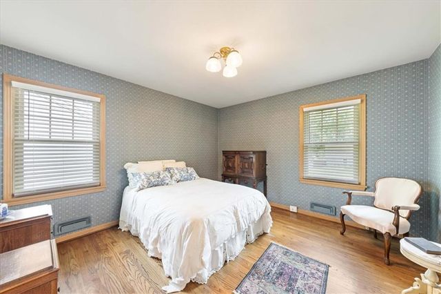 915 W 85th Street, Kansas City, MO 64114