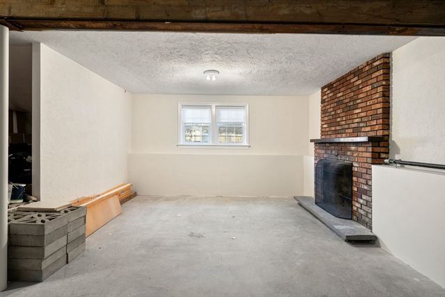 19 Rock Island Road, Quincy, MA 02169