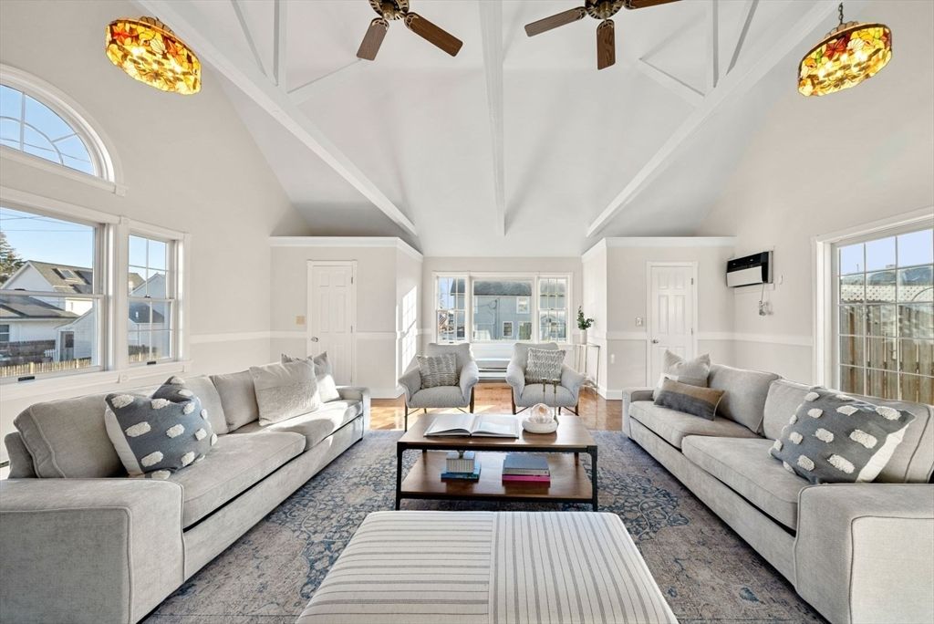 19 Rock Island Road, Quincy, MA 02169