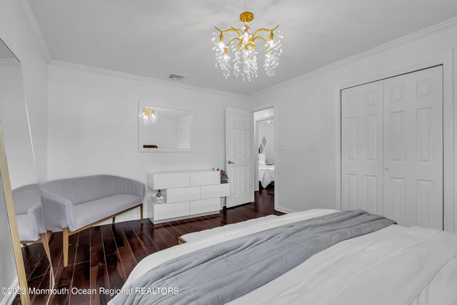 26 Hilltop Road, West Long Branch, NJ 07764