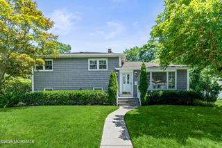 26 Hilltop Road, West Long Branch, NJ 07764