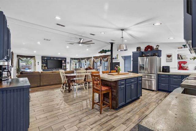 116 Pauline Road, Mabank, TX 75156