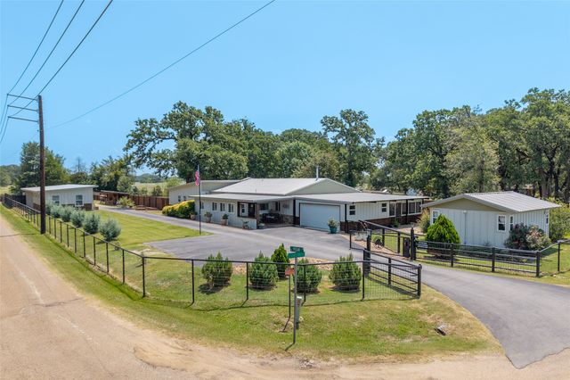 116 Pauline Road, Mabank, TX 75156
