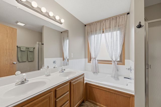 15104 W Moscelyn St, Wichita, KS 67235