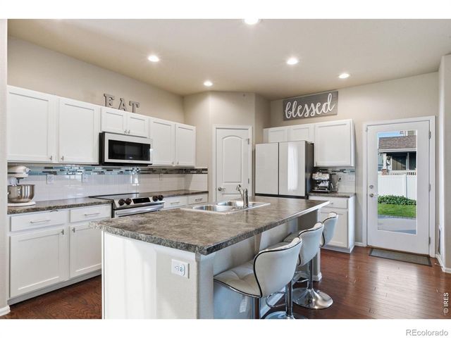 385 Littlebrook Court, Windsor, CO 80550