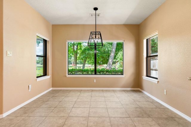 13727 Fountainview Drive, Montgomery, TX 77356