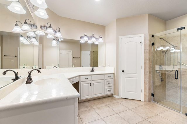 13727 Fountainview Drive, Montgomery, TX 77356