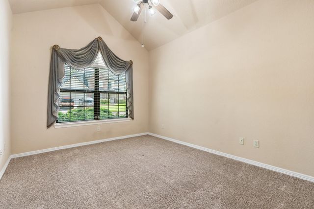 13727 Fountainview Drive, Montgomery, TX 77356