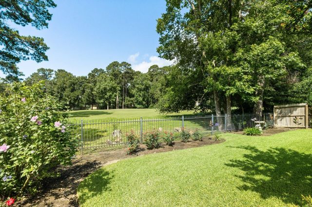 13727 Fountainview Drive, Montgomery, TX 77356