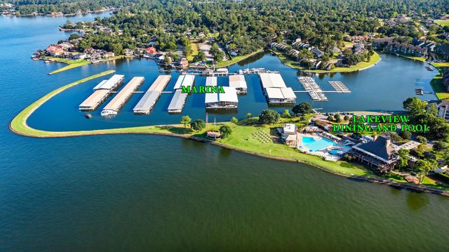 13727 Fountainview Drive, Montgomery, TX 77356