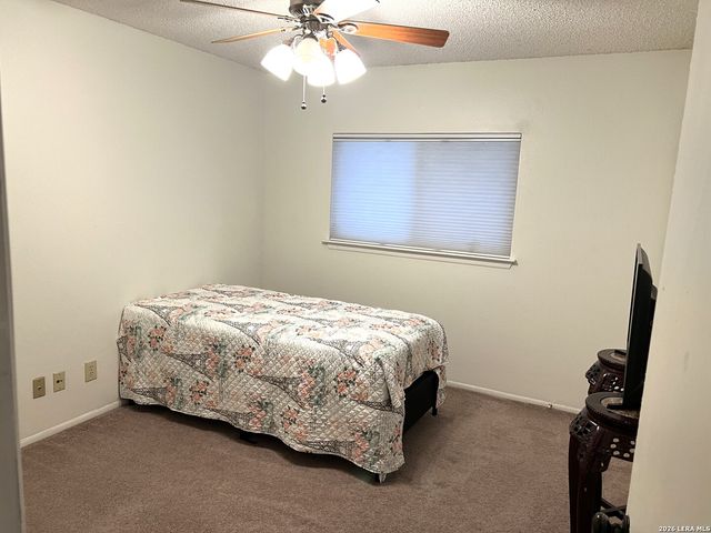 16522 EAGLE CROSS DR, San Antonio, TX 78247
