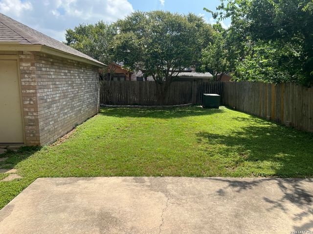 16522 EAGLE CROSS DR, San Antonio, TX 78247