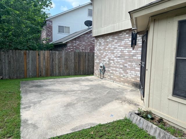 16522 EAGLE CROSS DR, San Antonio, TX 78247