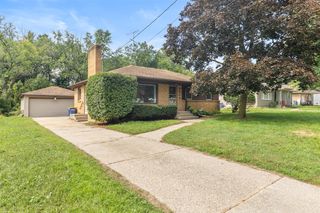 2855 Gerald Avenue, Grand Rapids, MI 49505