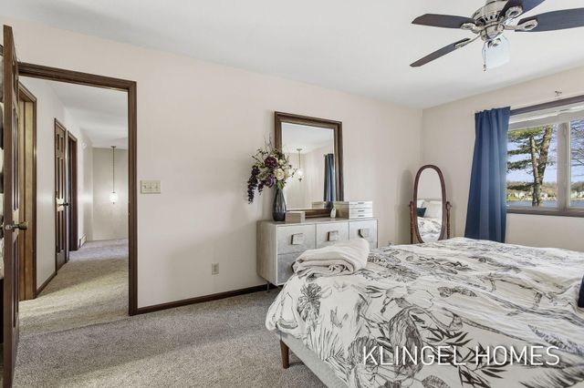 19094 Walden Drive, Spring Lake Twp, MI 49456