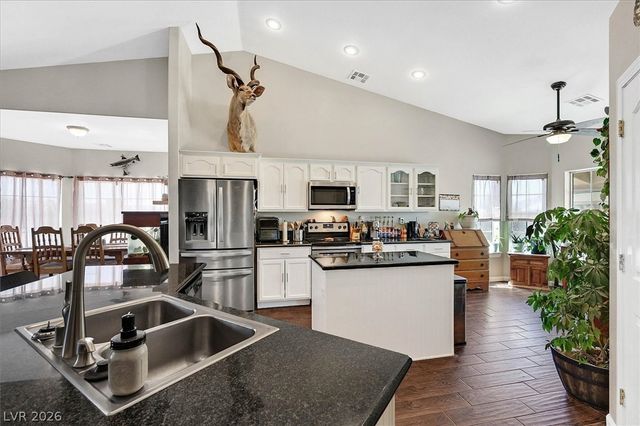 6431 Willow Tree Court, Pahrump, NV 89061