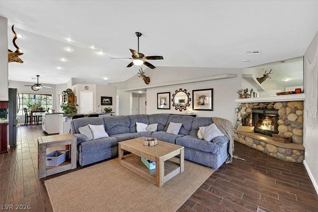 6431 Willow Tree Court, Pahrump, NV 89061