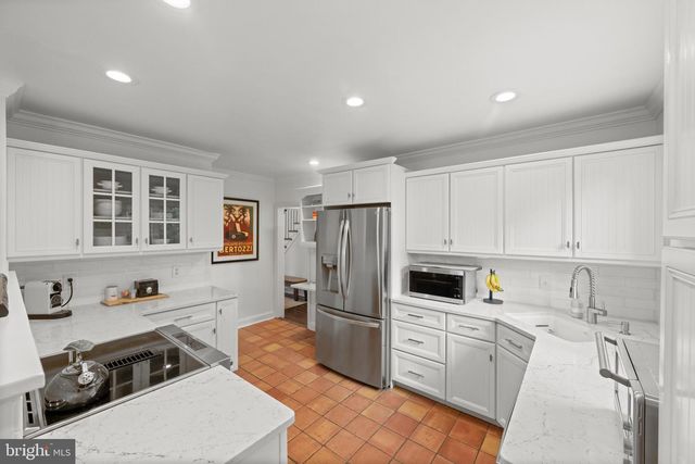 141 SPROUL RD, Villanova, PA 19085