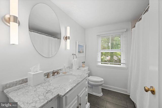 141 SPROUL RD, Villanova, PA 19085